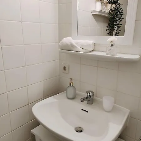 Sandkastenliebe Charmante Ferienwohnung In Villa Dornum Exterior foto